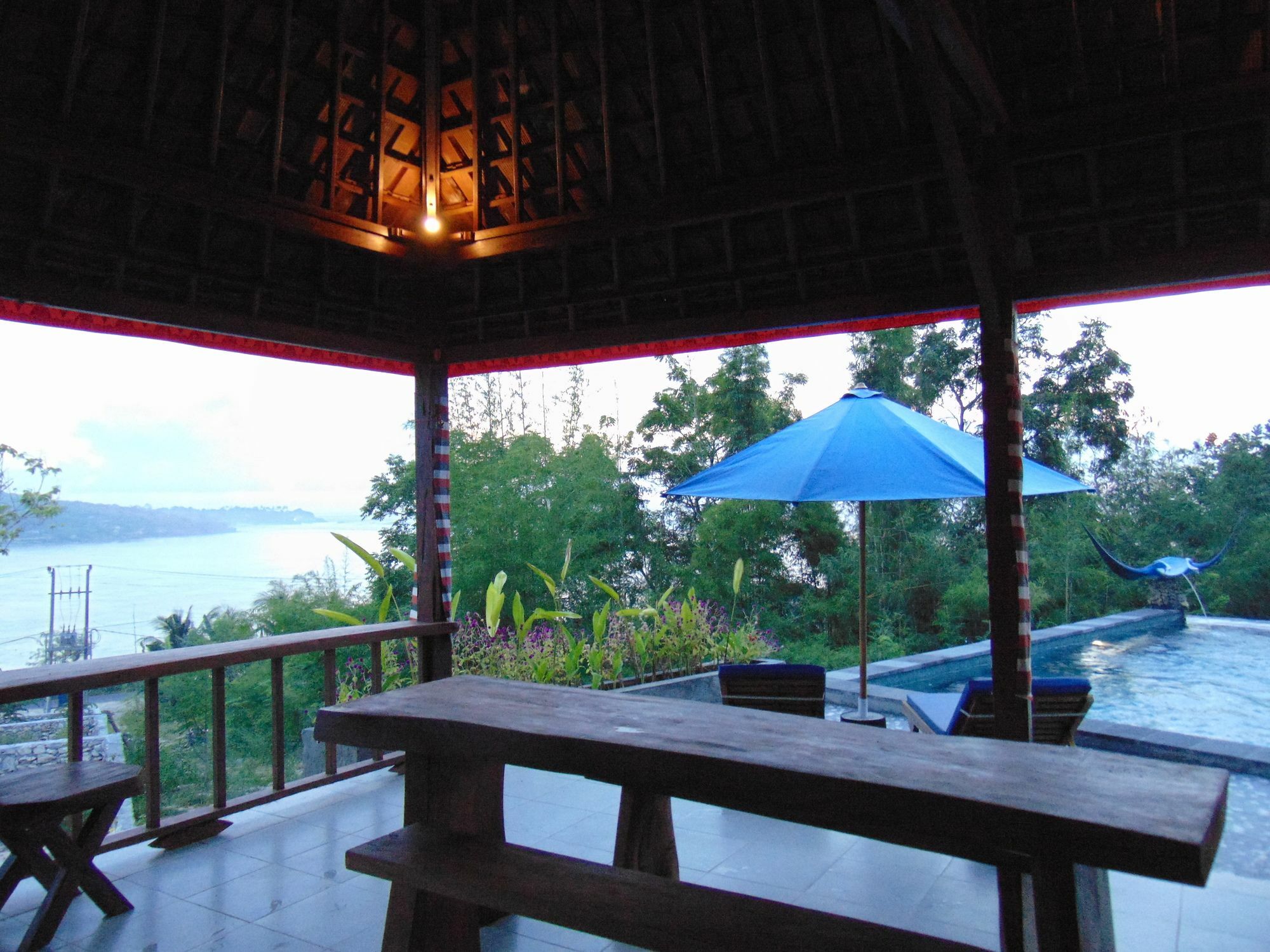 Starfish Lembongan Hotel Екстериор снимка