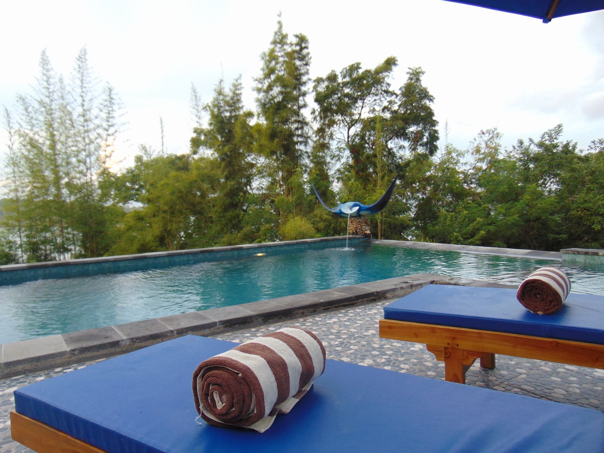Starfish Lembongan Hotel Екстериор снимка